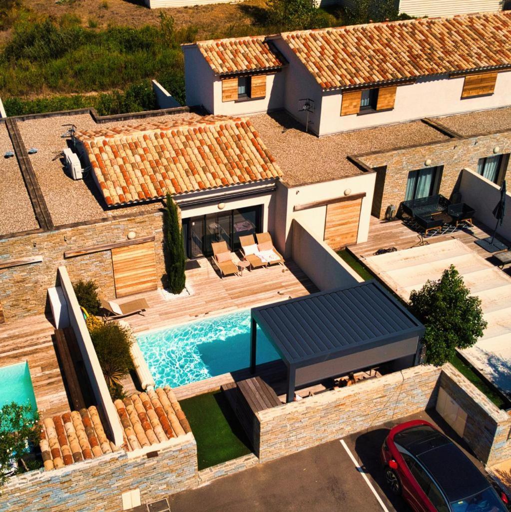 Villa HOME HOLIDAY à Cala Rossa Lecci Exterior foto